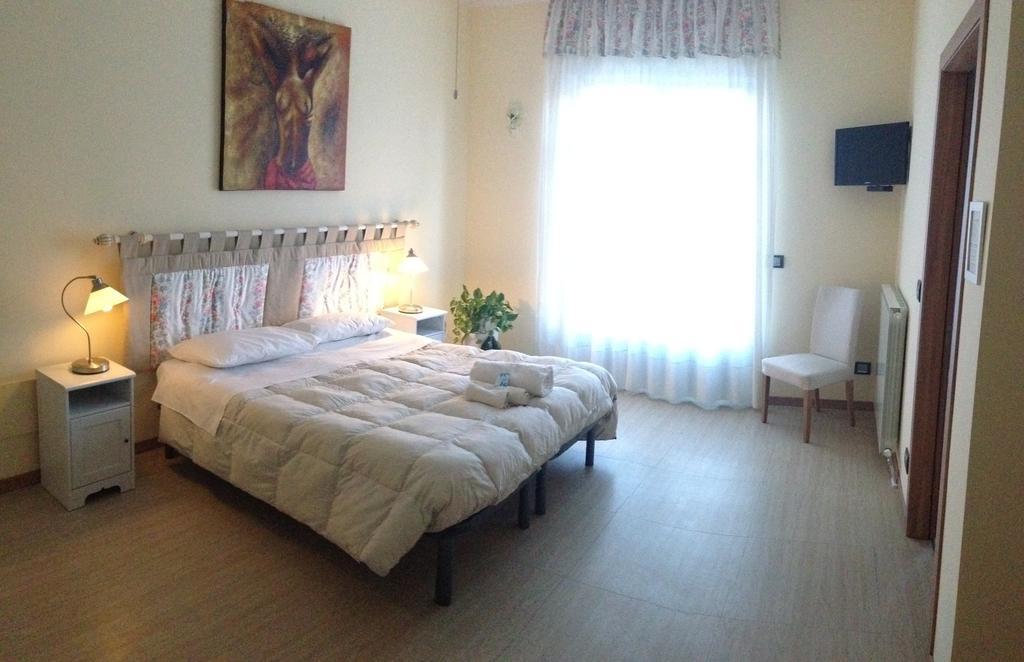 B&B Marzia Cuneo Habitación foto